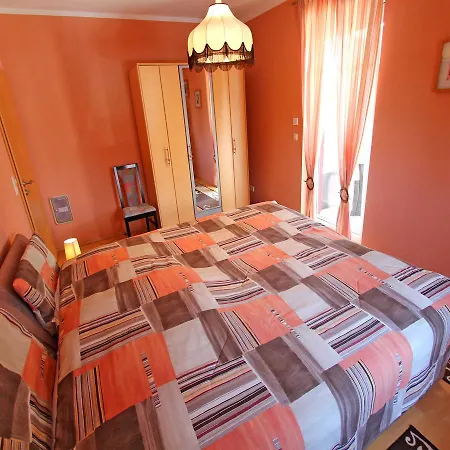 Apartment Ferienwohnung Mit Whirlpool Unterg *