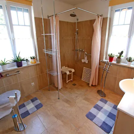 Ferienwohnung Mit Whirlpool Unterg Apartment Goehren-Lebbin