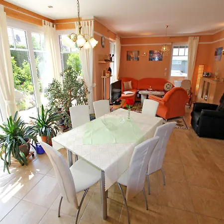 Apartment Ferienwohnung Mit Whirlpool Unterg